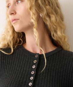 Hannahclow.shop0131f44204 2