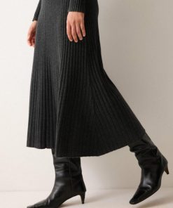 Hannahclow.shop0131f44204 3