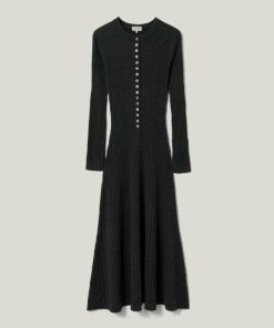 Hannahclow.shop0131f44204 5