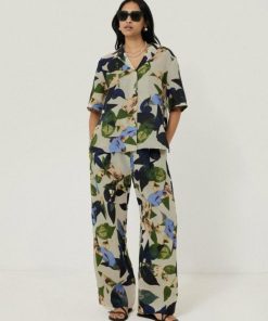 Hannahclow.shop02b8bc5002 5