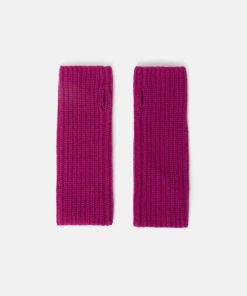 Hannahclow.shop02e417eb32 4