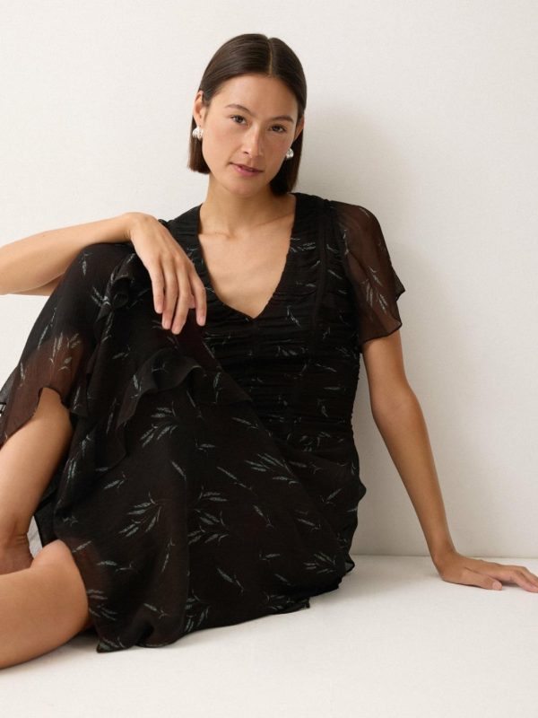 Hannahclow.shop04cc66f4a3 1