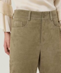 Hannahclow.shop0729f92ea8 3