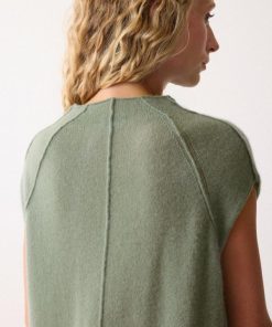 Hannahclow.shop130e1f0c55 3