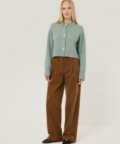 Hannahclow.shop132513544b 4