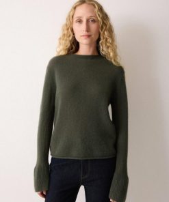 Hannahclow.shop13eb8e05d6 1