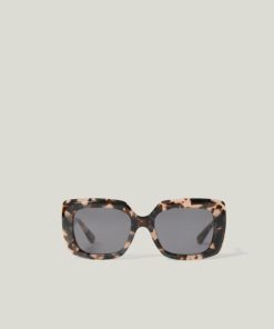 Hannahclow.shop158597c4f4 1