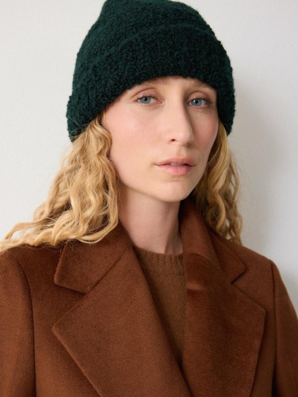 Hannahclow.shop16b37e58f2 1