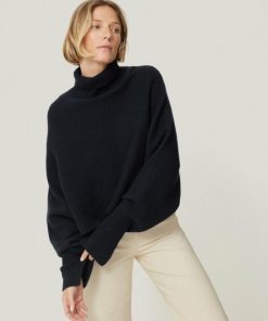 Hannahclow.shop1baf8301d1 1