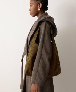 Hannahclow.shop243d3d853a 1