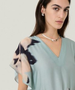 Hannahclow.shop24aabf25d3 2