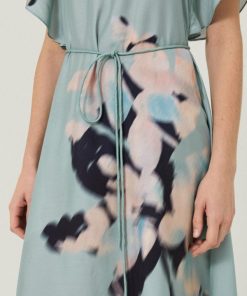 Hannahclow.shop24aabf25d3 4