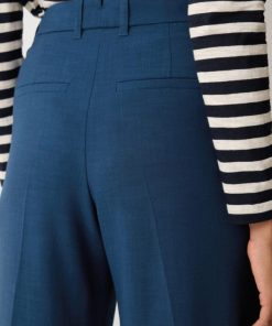 Hannahclow.shop2610f87b83 3