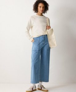 Hannahclow.shop29b1d5f339 1