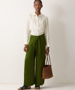 Hannahclow.shop2b11831a10 1