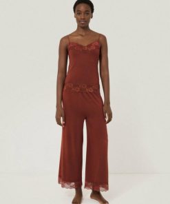 Hannahclow.shop2b1d5e3f83 3