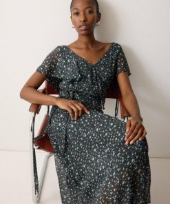 Hannahclow.shop2d5bc66e70 1