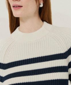 Hannahclow.shop30569f5dc8 3