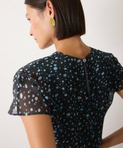 Hannahclow.shop3070649949 2