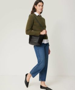 Hannahclow.shop325c86a021 4