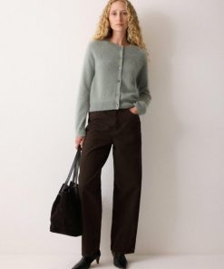 Hannahclow.shop35cd1d9913 1