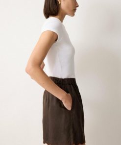 Hannahclow.shop3b8e01af33 2