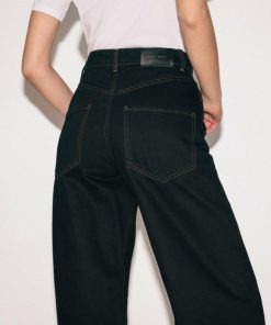 Hannahclow.shop406353466f 4