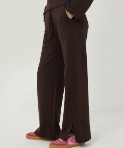 Hannahclow.shop5609558a50 1