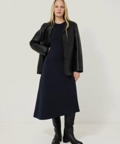 Hannahclow.shop58ffe15d94 5