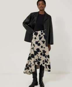 Hannahclow.shop5c85ecd64c 2