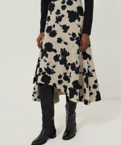 Hannahclow.shop5c85ecd64c 3