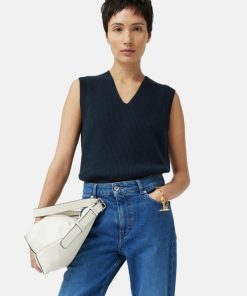 Hannahclow.shop685e4eb39e 1