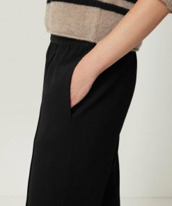 Hannahclow.shop6a4cfa154e 2