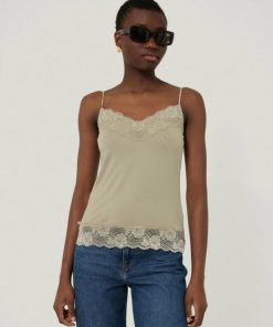 Hannahclow.shop6ffad69a7c 1