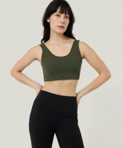 Hannahclow.shop70b498c6b9 1