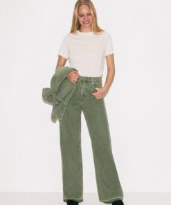 Hannahclow.shop71a26765b8 1