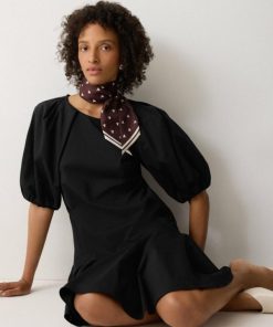 Hannahclow.shop74e1cd222f 1