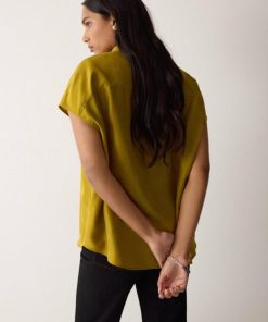 Hannahclow.shop775560749c 3