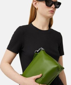 Hannahclow.shop7a22acb5f4 2