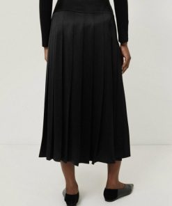 Hannahclow.shop7f04325a09 4