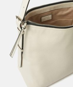 Hannahclow.shop895991e276 3