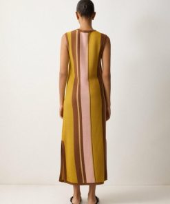 Hannahclow.shop8a53c5e98c 4