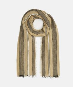 Hannahclow.shop8bfd3a0778 1