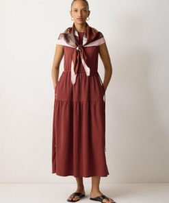 Hannahclow.shop8e01a5e92b 3