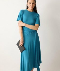 Hannahclow.shop9e4de3705f 3