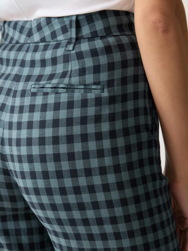 Hannahclow.shopa84a37c256 3