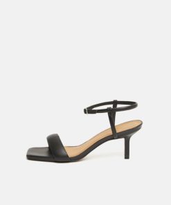 Hannahclow.shopb8edd2bc43 1