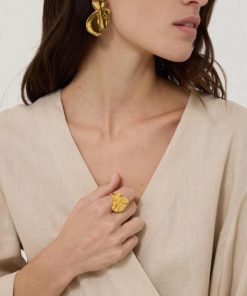 Hannahclow.shopbd6bf5847c 2