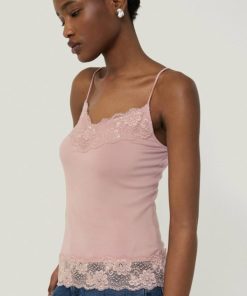 Hannahclow.shopd8da0d7079 2