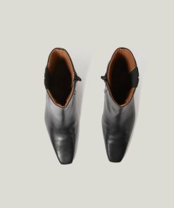 Hannahclow.shope6d63fe3c9 4